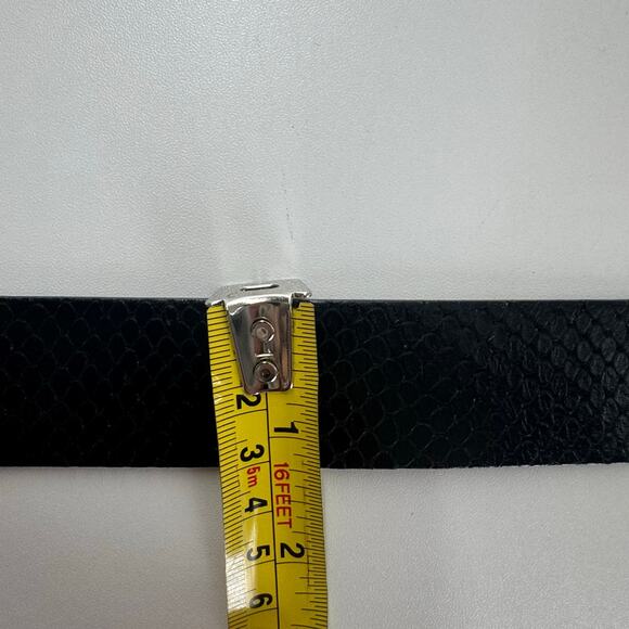 Banana Republic Black Leather Belt Sz Small Textured 1.5”Wide Silver Italy - Picture 8 of 8